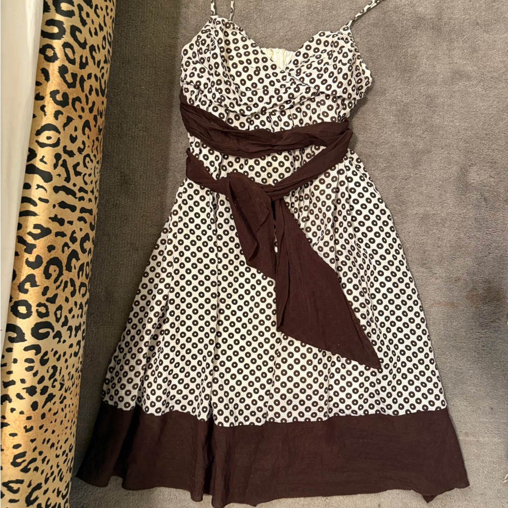 Brown & White Spaghetti Strap Summer Dress Size Medium Lined Tie Waist